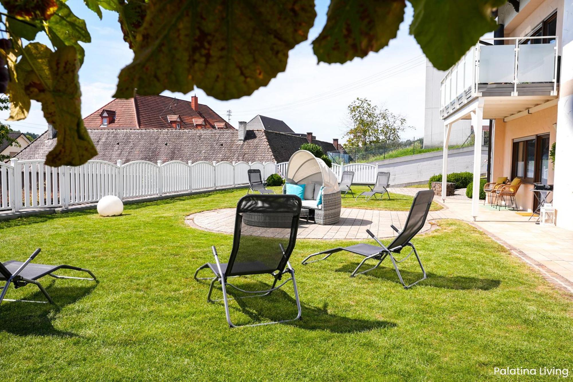 Palatina Living Apartment Fischbach Exterior foto